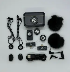 Hollyland Lark M2 Wireless Lavalier Microphone