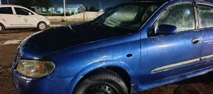 Nissan Almera Tino 2004 Blue