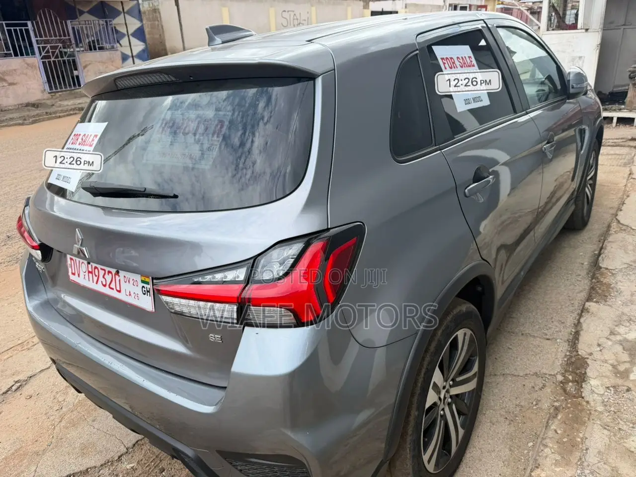 Mitsubishi Outlander 2021 Silver