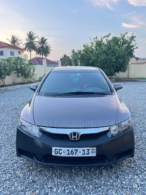 Honda Civic 1.8 5 Door Automatic 2010 Brown