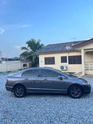 Honda Civic 1.8 5 Door Automatic 2010 Brown