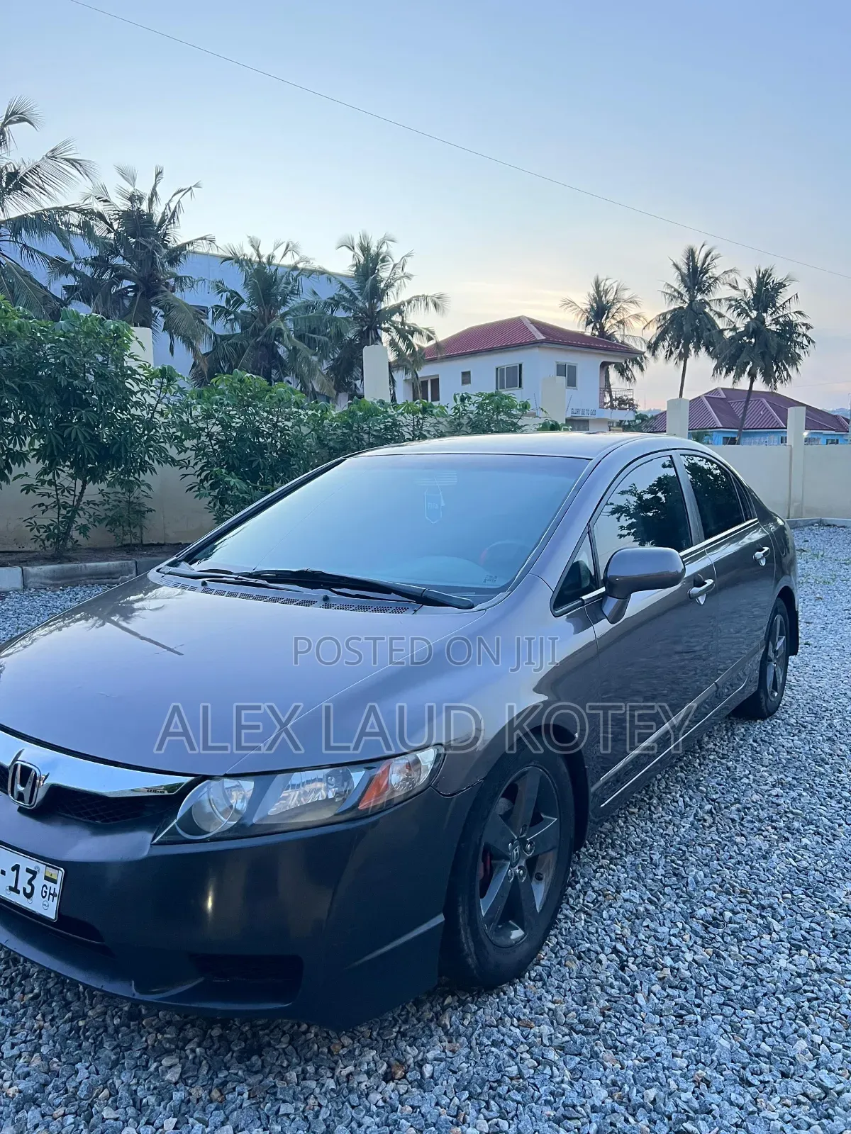 Honda Civic 1.8 5 Door Automatic 2010 Brown