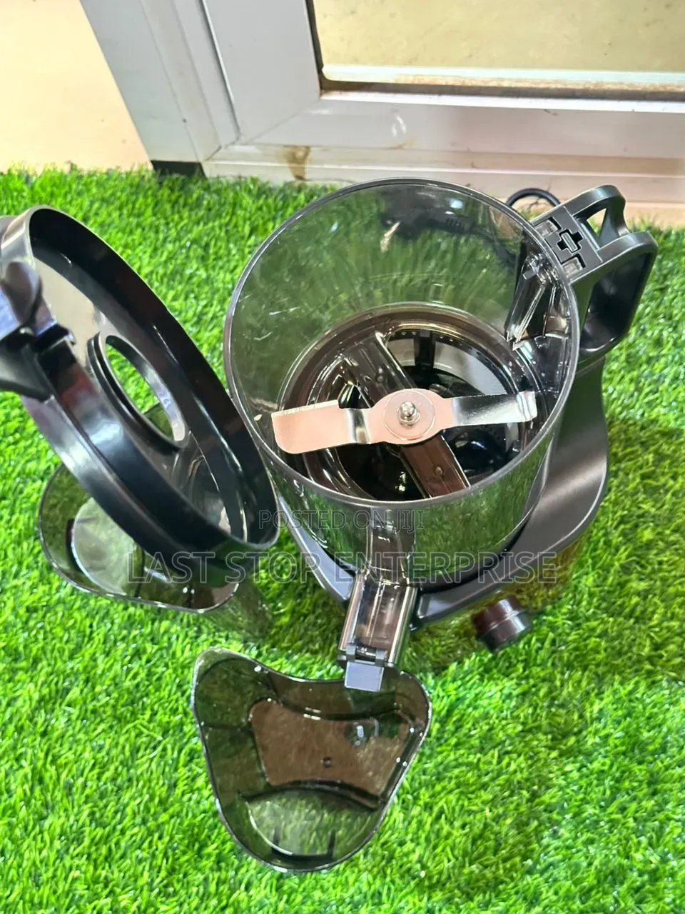 Quality and Classic Hoffman's Slow Juicer