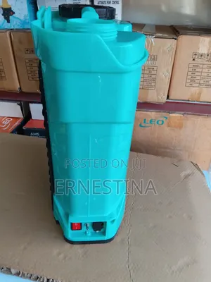 Chargeable Spraying Machine