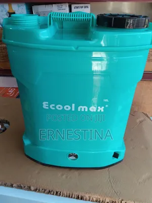 Chargeable Spraying Machine