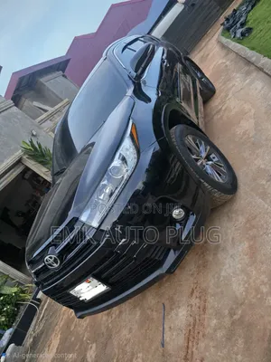 Toyota Highlander LE 4dr SUV AWD (3.5L 6cyl 6A) 2015 Black
