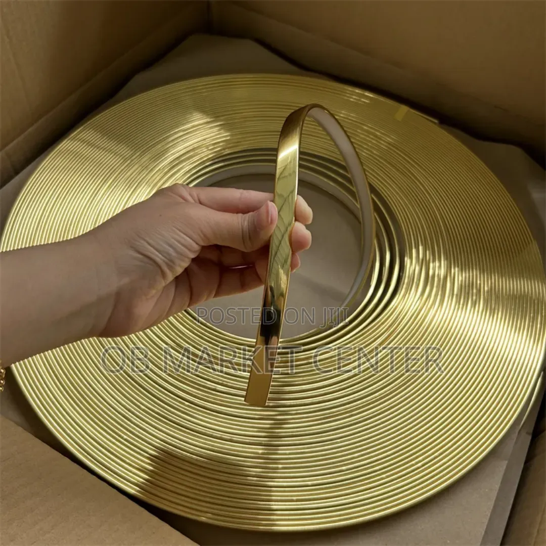 Edge Ring for Picture Framing