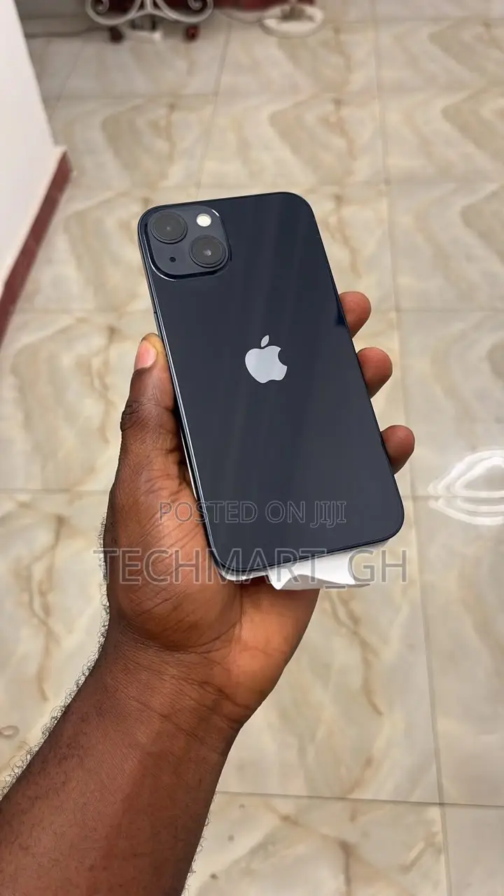 New Apple iPhone 13 128 GB Black