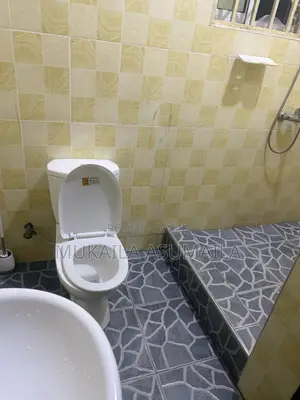 2bdrm Apartment in Lakeside for rent