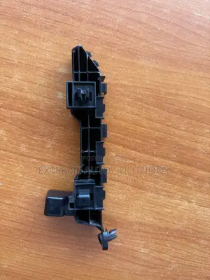 Honda Accord 2018 - 2021 Front Bumper Fender Bracket