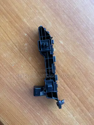 Honda Accord 2018 - 2021 Front Bumper Fender Bracket