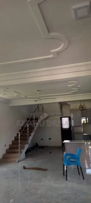3bdrm House in Amasaman 3 Junction for sale