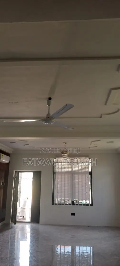 3bdrm House in Amasaman 3 Junction for sale