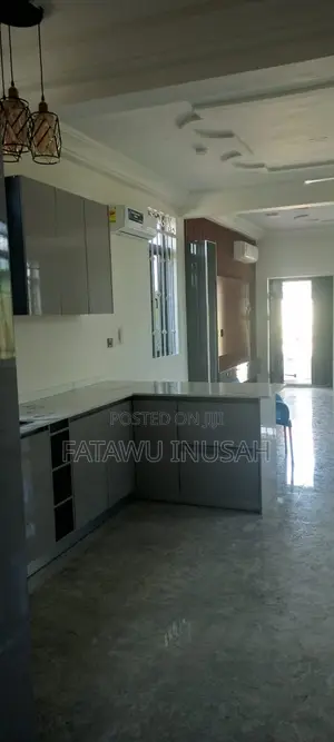 3bdrm House in Amasaman 3 Junction for sale