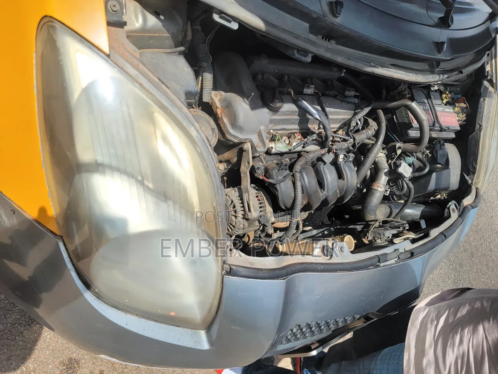 Toyota Vitz 2010 Silver