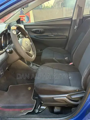 Toyota Yaris 2014 Black