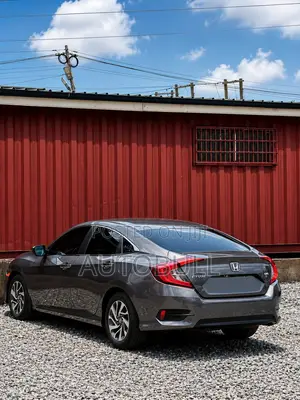 Honda Civic 2018 Gray