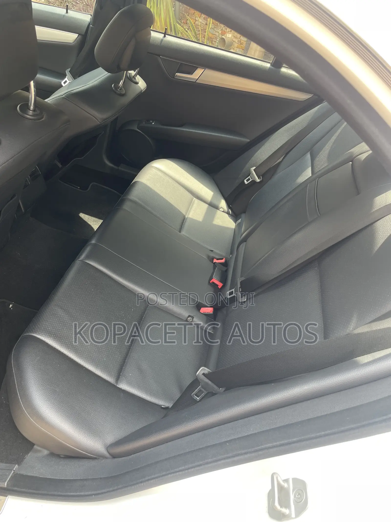 Mercedes-Benz C250 2014 White