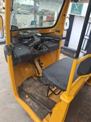 TVS King Deluxe Plus iTouch Start 2021 Yellow