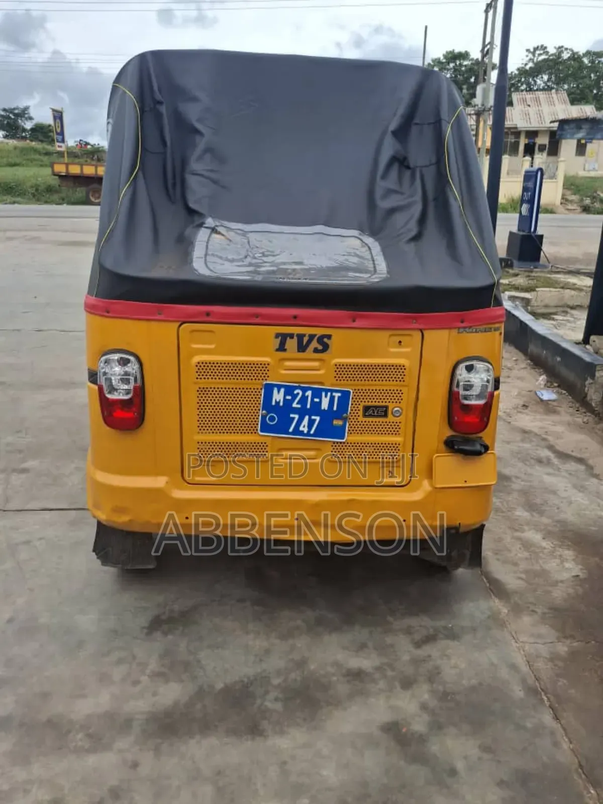 TVS King Deluxe Plus iTouch Start 2021 Yellow