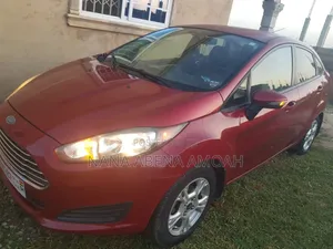 Ford Fiesta 2015 Red