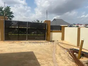6bdrm House in Atwima Boko, Kumasi Metropolitan for sale