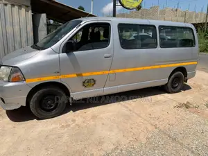Toyota HiAce 2008 Grey
