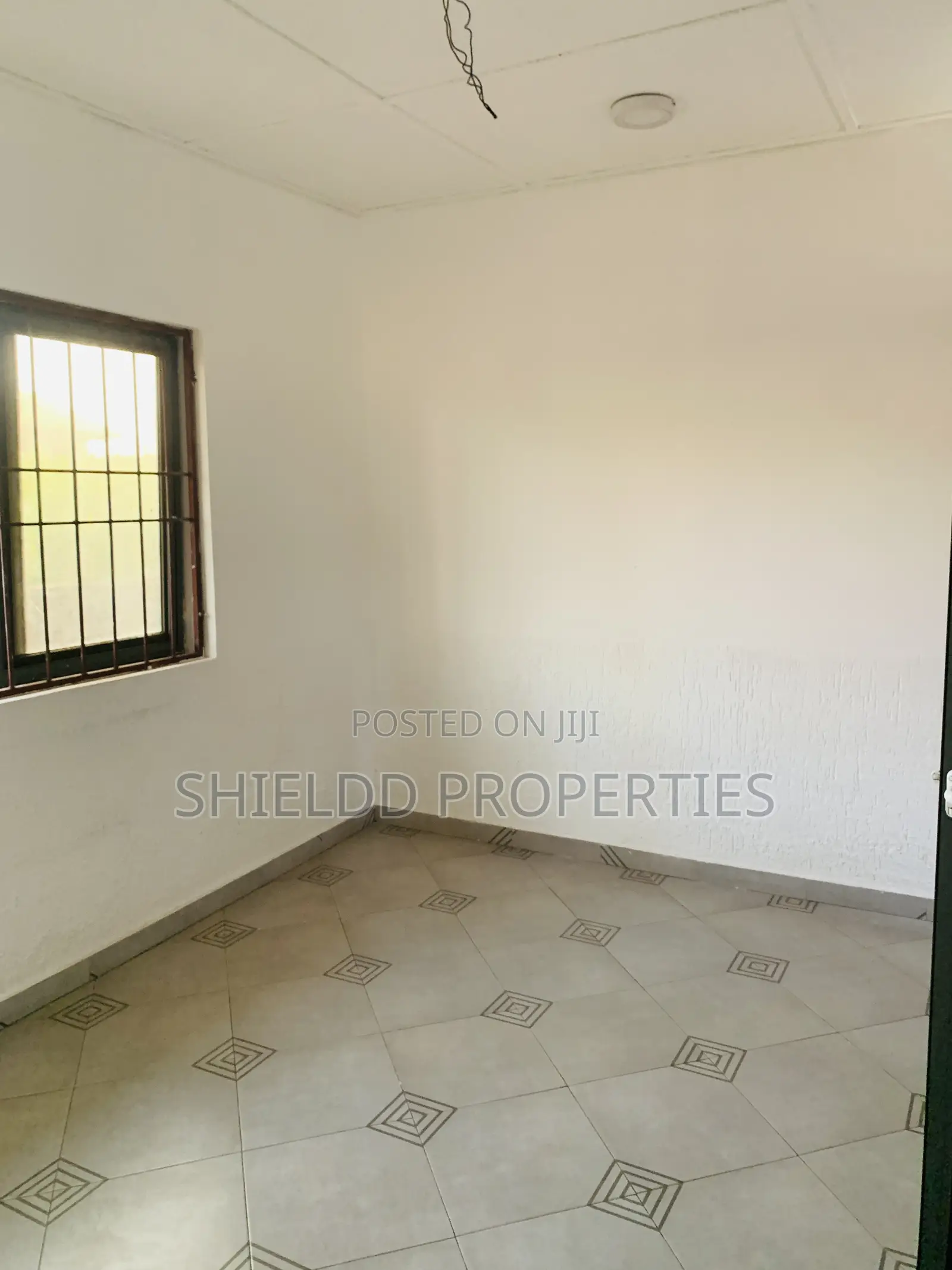 1bdrm Apartment in Chamber And Hall, Frafraha for rent