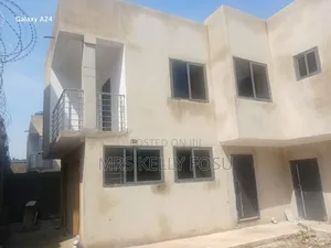 Furnished 5bdrm Apartment in Buokrom Estate F, Kumasi Metropolitan