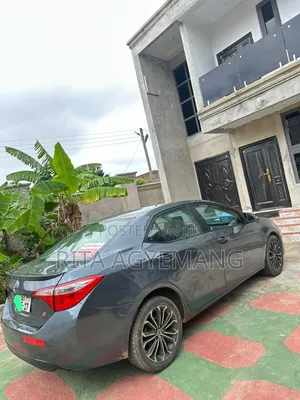 Toyota Corolla S 4dr Sedan (1.8L 4cyl CVT) 2015 Gray