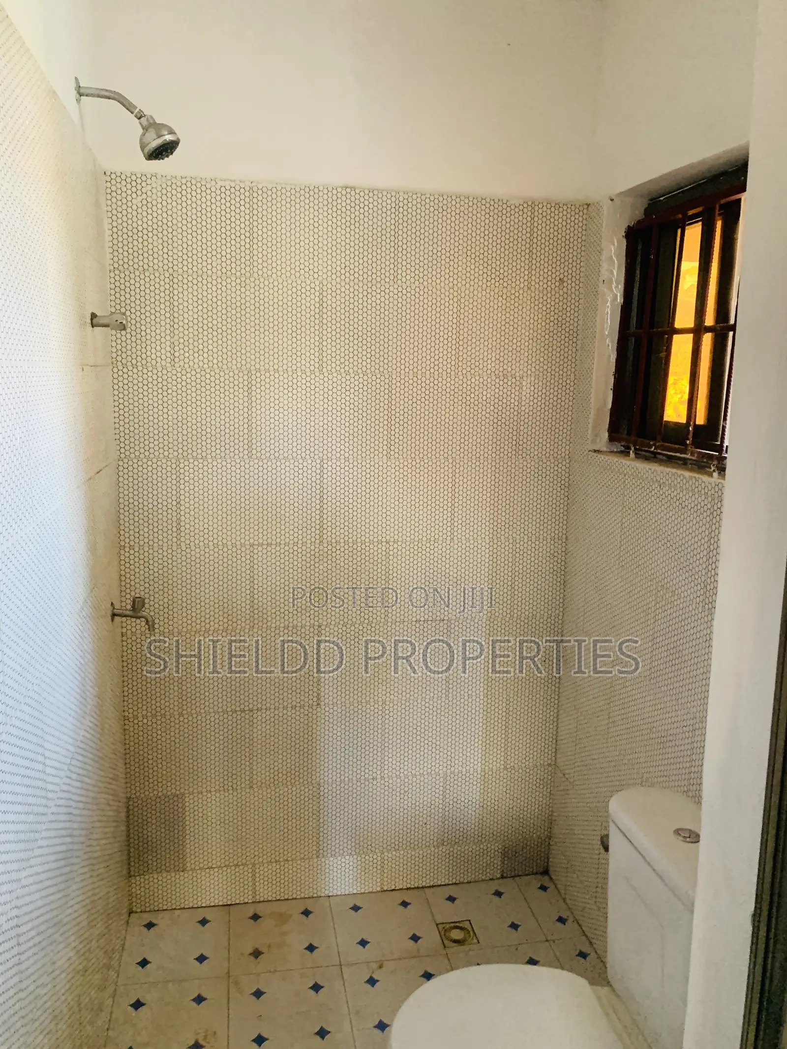 1bdrm Apartment in Chamber And Hall, Frafraha for rent