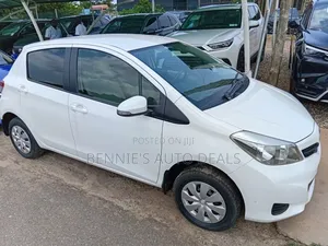 Toyota Vitz 2013 White