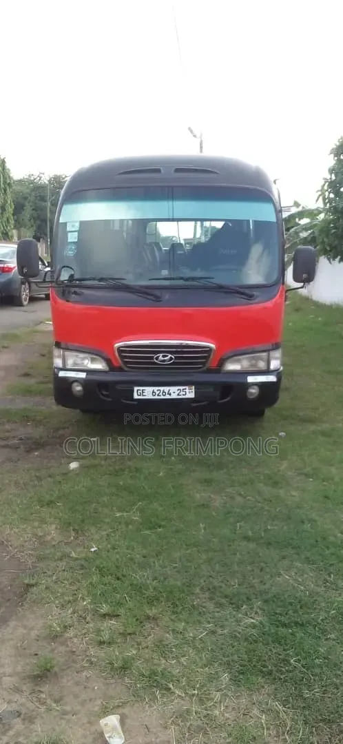 Hyundai County 2011 Black