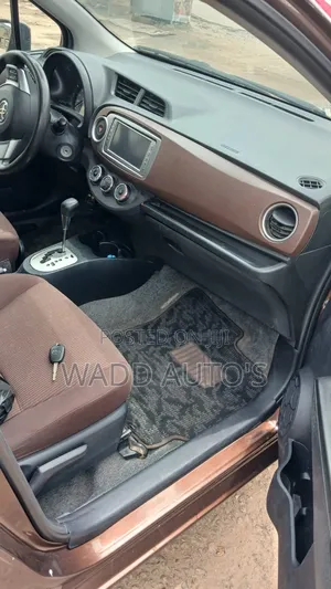 Toyota Vitz 2012 Brown