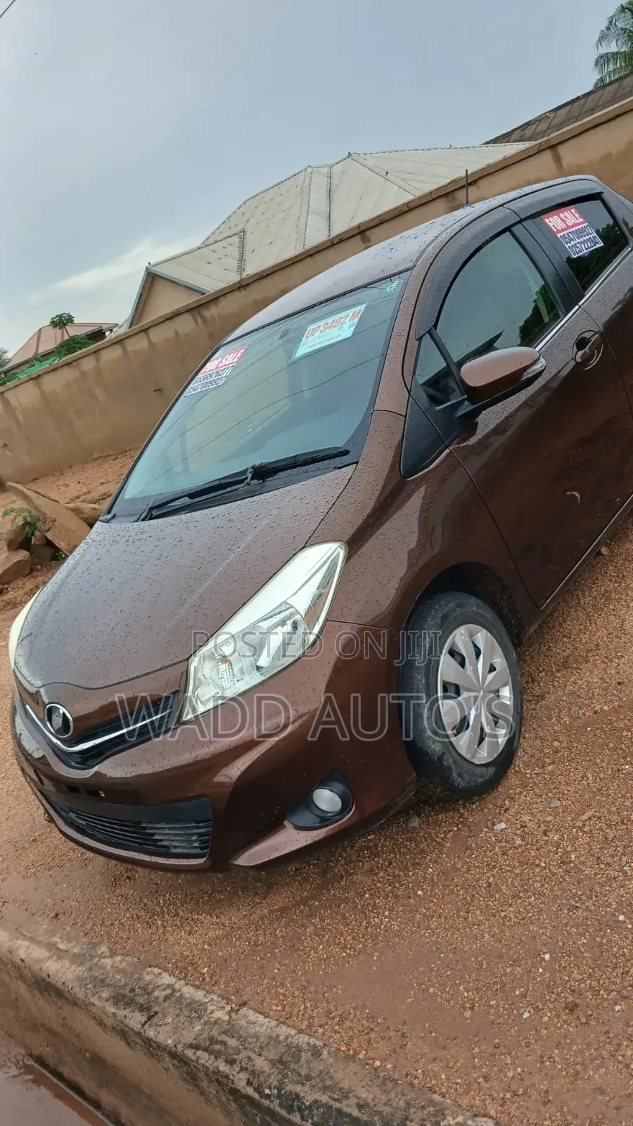 Toyota Vitz 2012 Brown