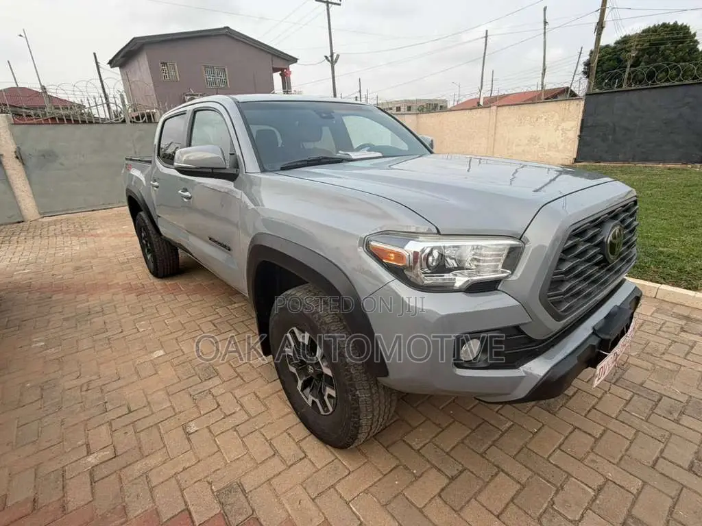 Toyota Tacoma TRD Sport V6 4x4 Double Cab 127.4 in. WB 2020 Gray