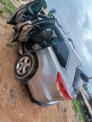 Toyota Highlander 2018 Silver