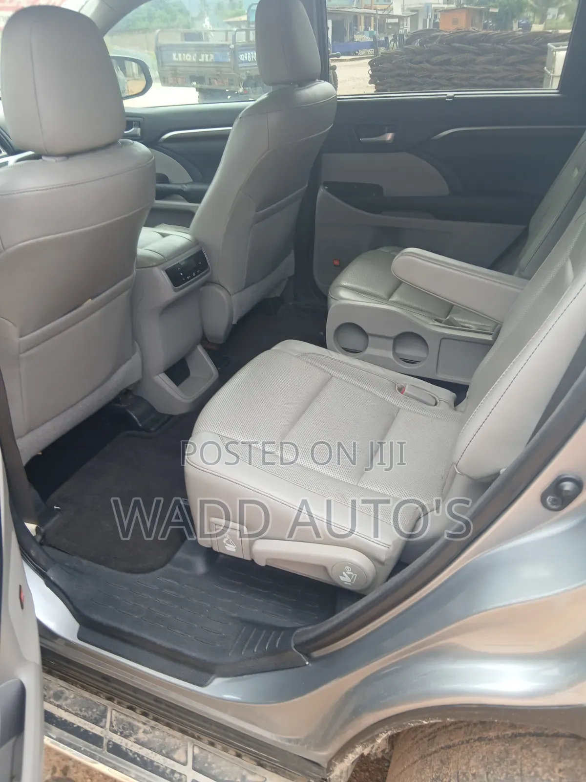 Toyota Highlander 2018 Silver