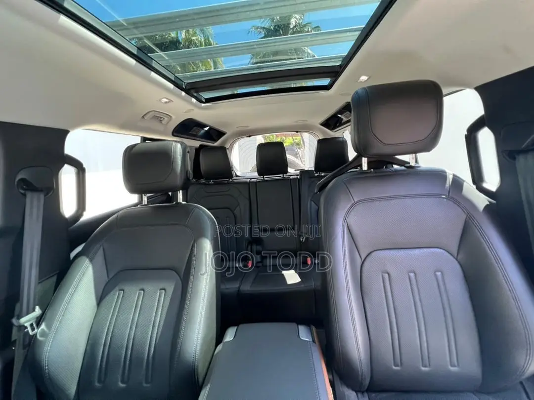 Land Rover Defender X-Dynamic HSE 2022 White