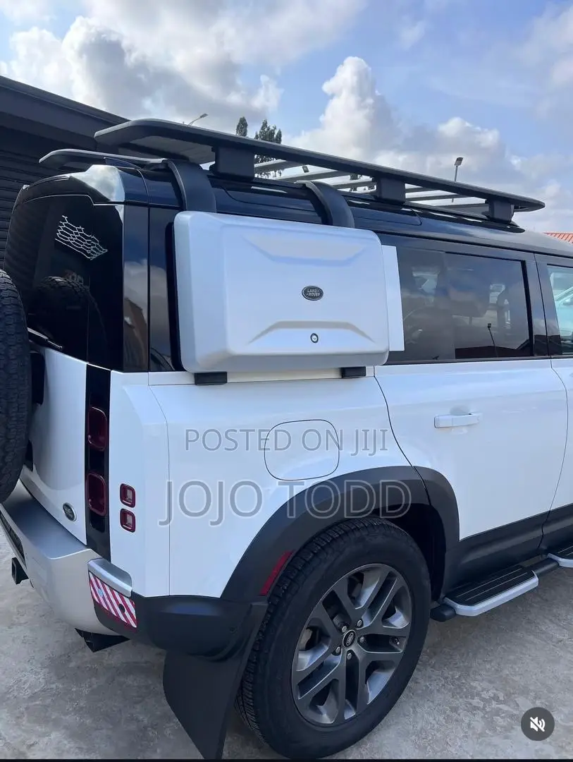 Land Rover Defender X-Dynamic HSE 2022 White