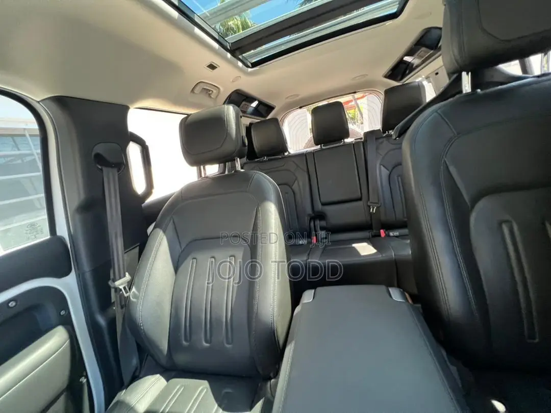 Land Rover Defender X-Dynamic HSE 2022 White