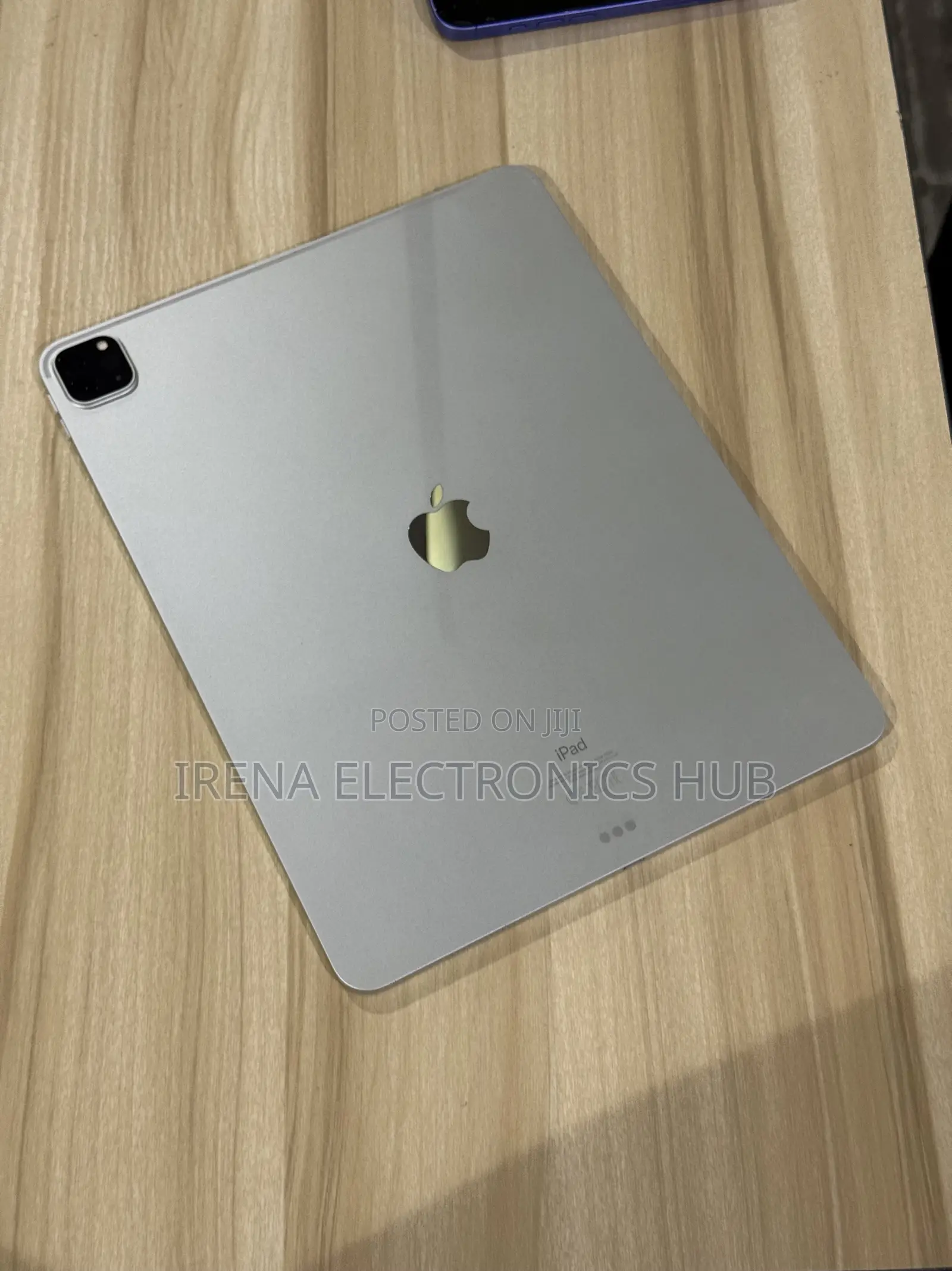 Apple iPad Pro 12.9 (2020) 256 GB Silver