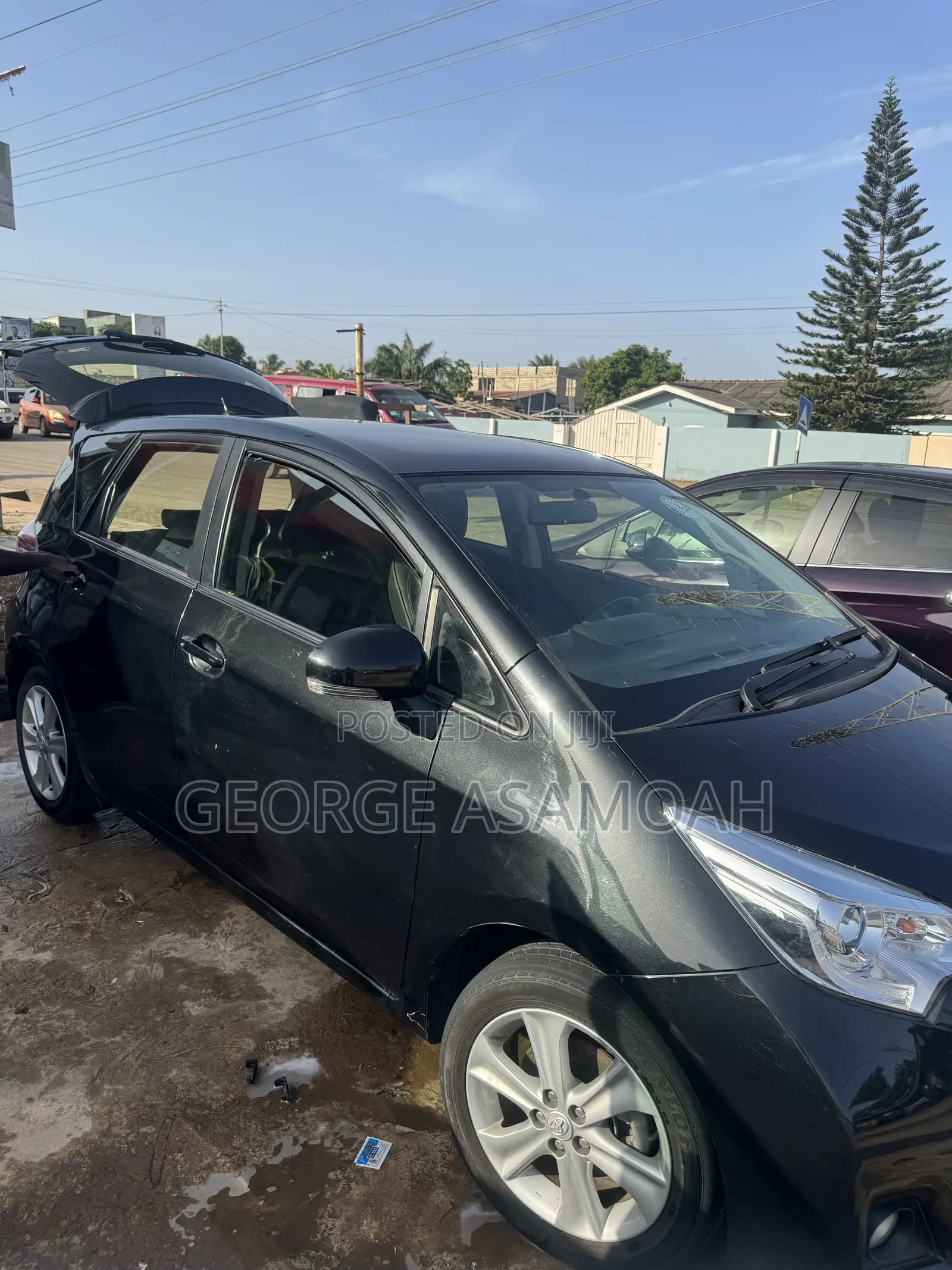Toyota Ractis 1.5 FWD 2016 Black