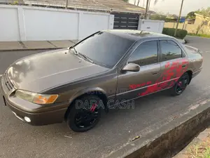 Toyota Camry Automatic 1999 Gray
