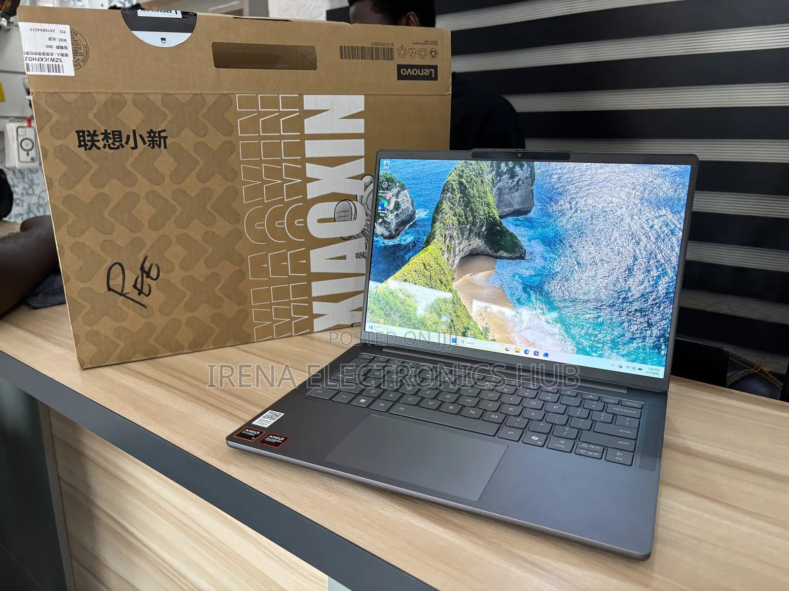 New Laptop Lenovo 24GB AMD Ryzen 7 SSD 1T