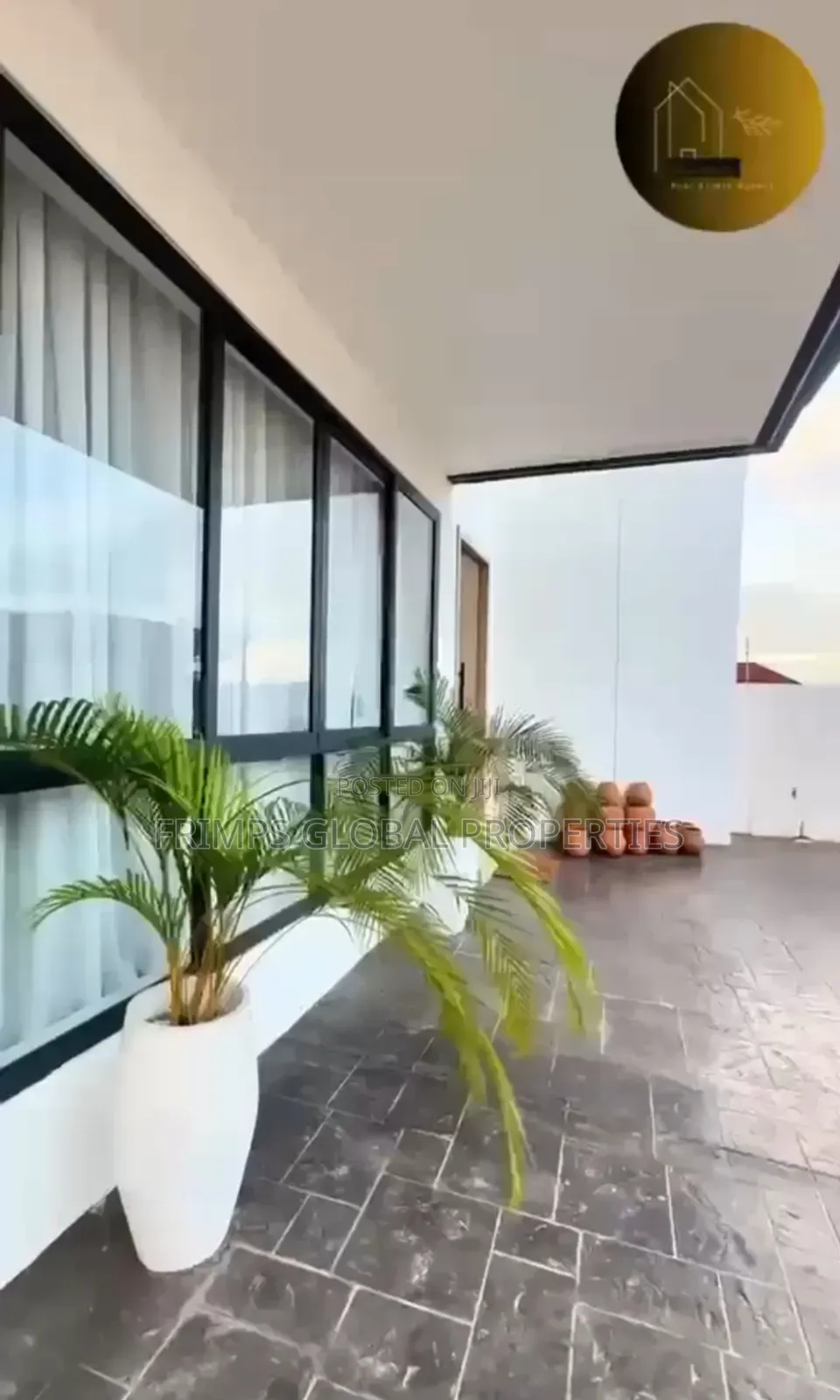 Furnished 5bdrm House in Accra Metropolitan for sale