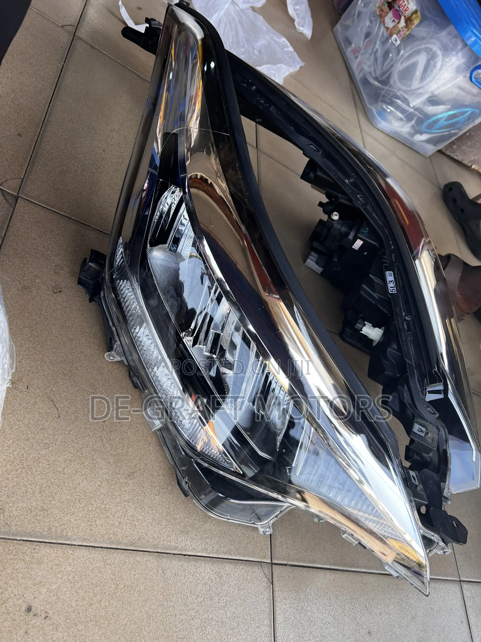 CHR 23 Headlight (All White)
