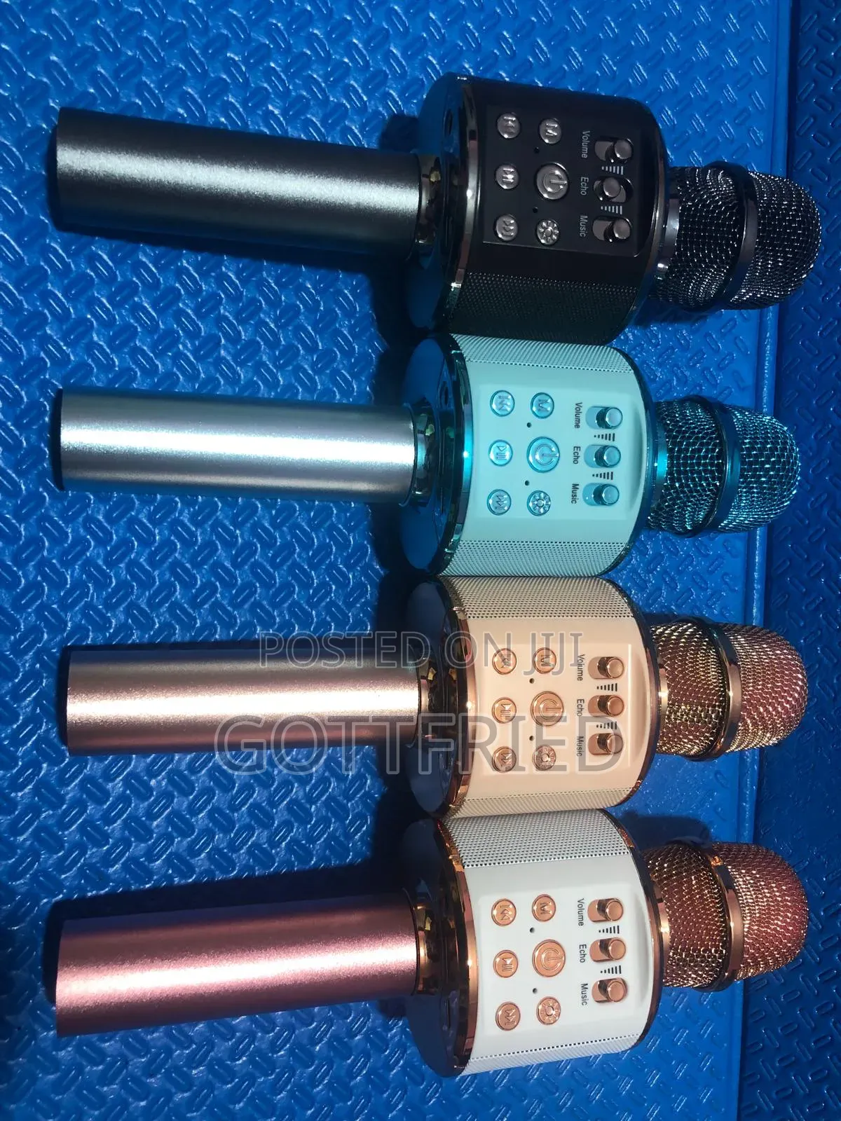 Q98 Wireless Karaoke Microphone With Speaker