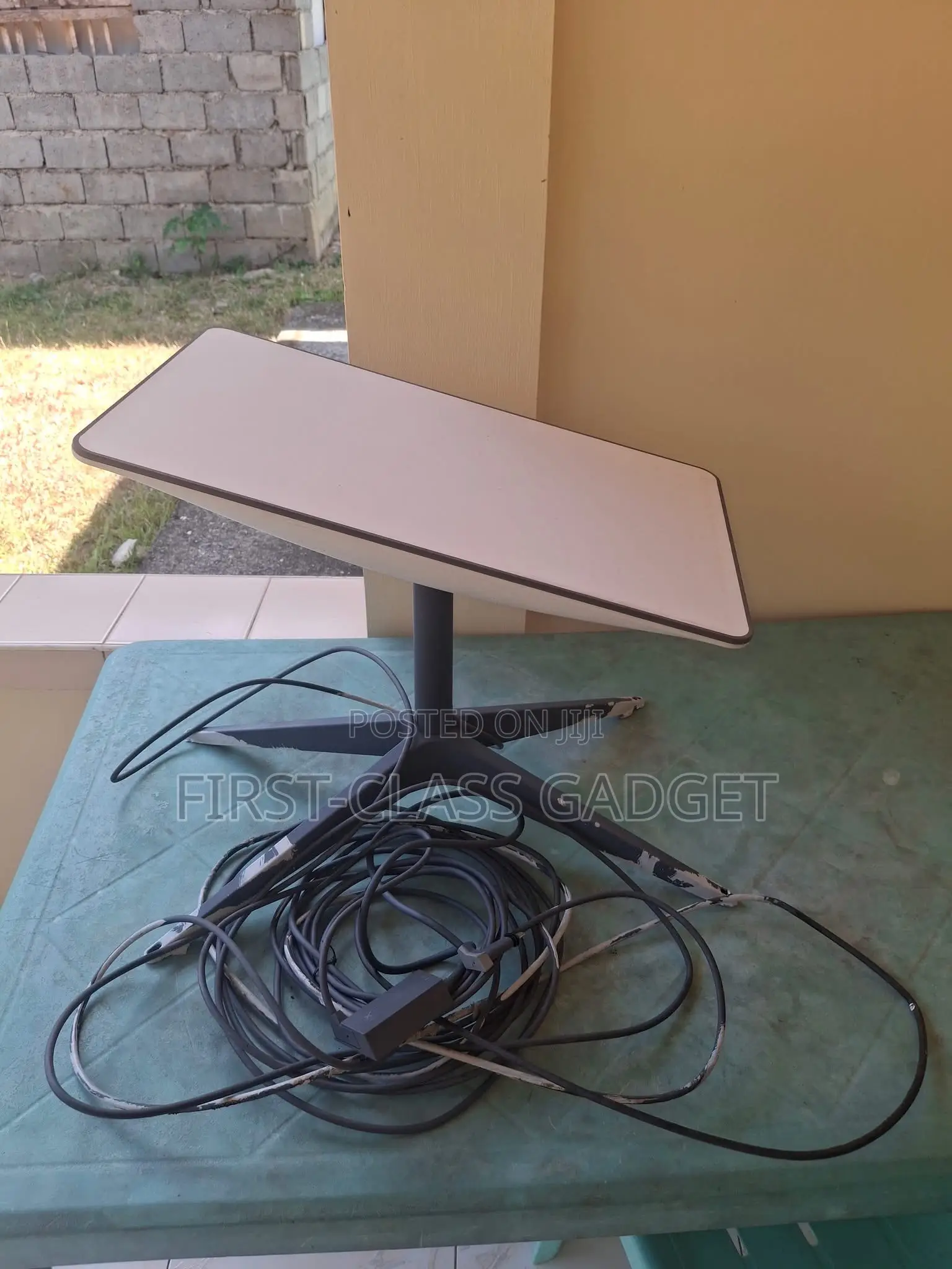 Starlink Standard Kit – High-Speed Satellite Internet