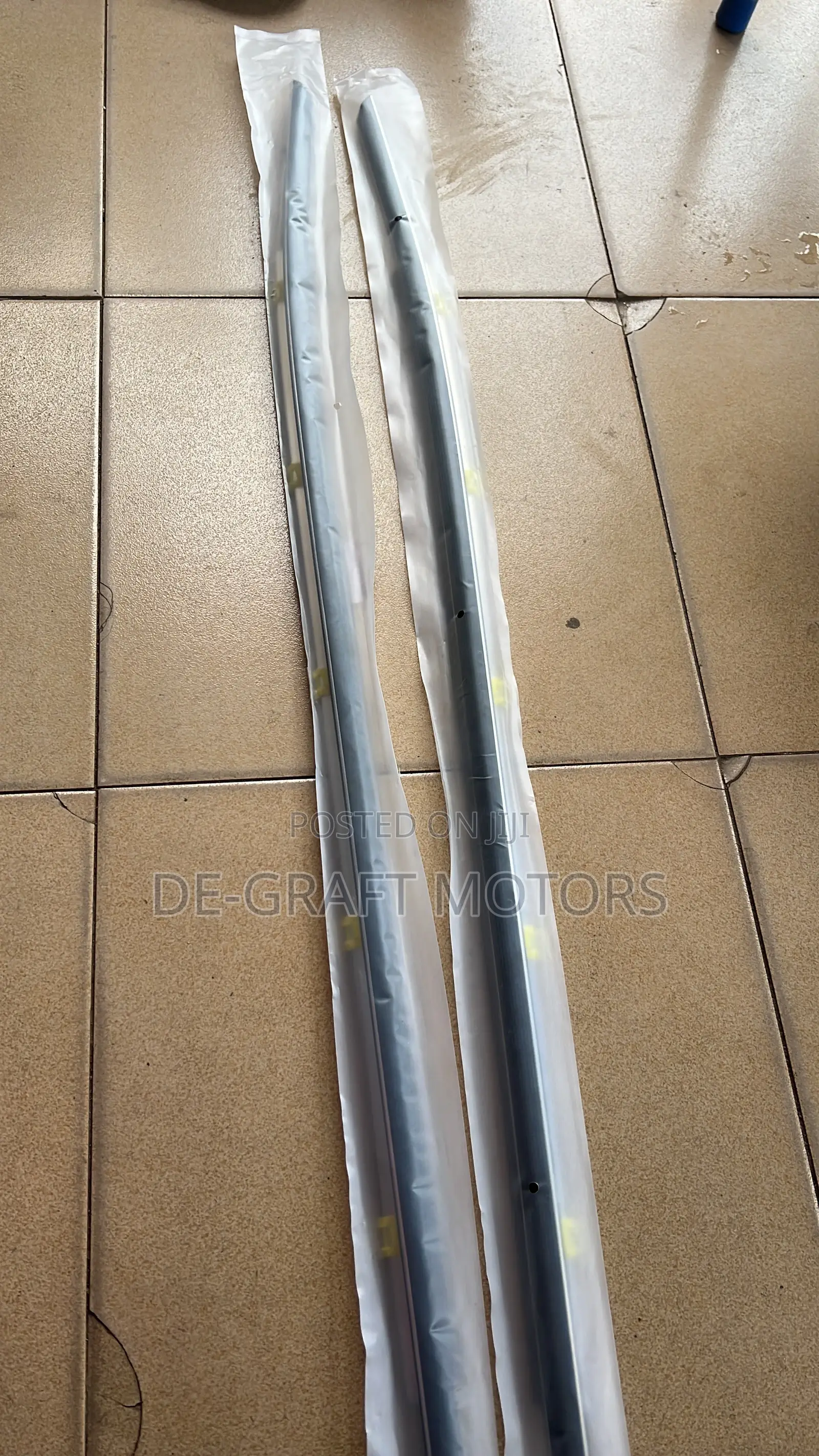 CRV 23 Door Strips